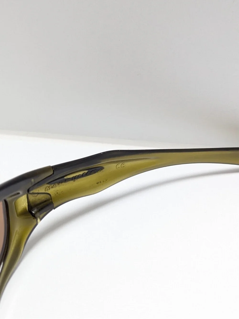 Oakley Monster Dog Gold Lenses Translucent Olive Green Wrap Men’s Sunglasses